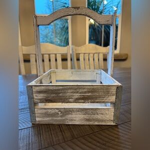 Farmhouse - Rustic Home Decor Crate Basket With Handle